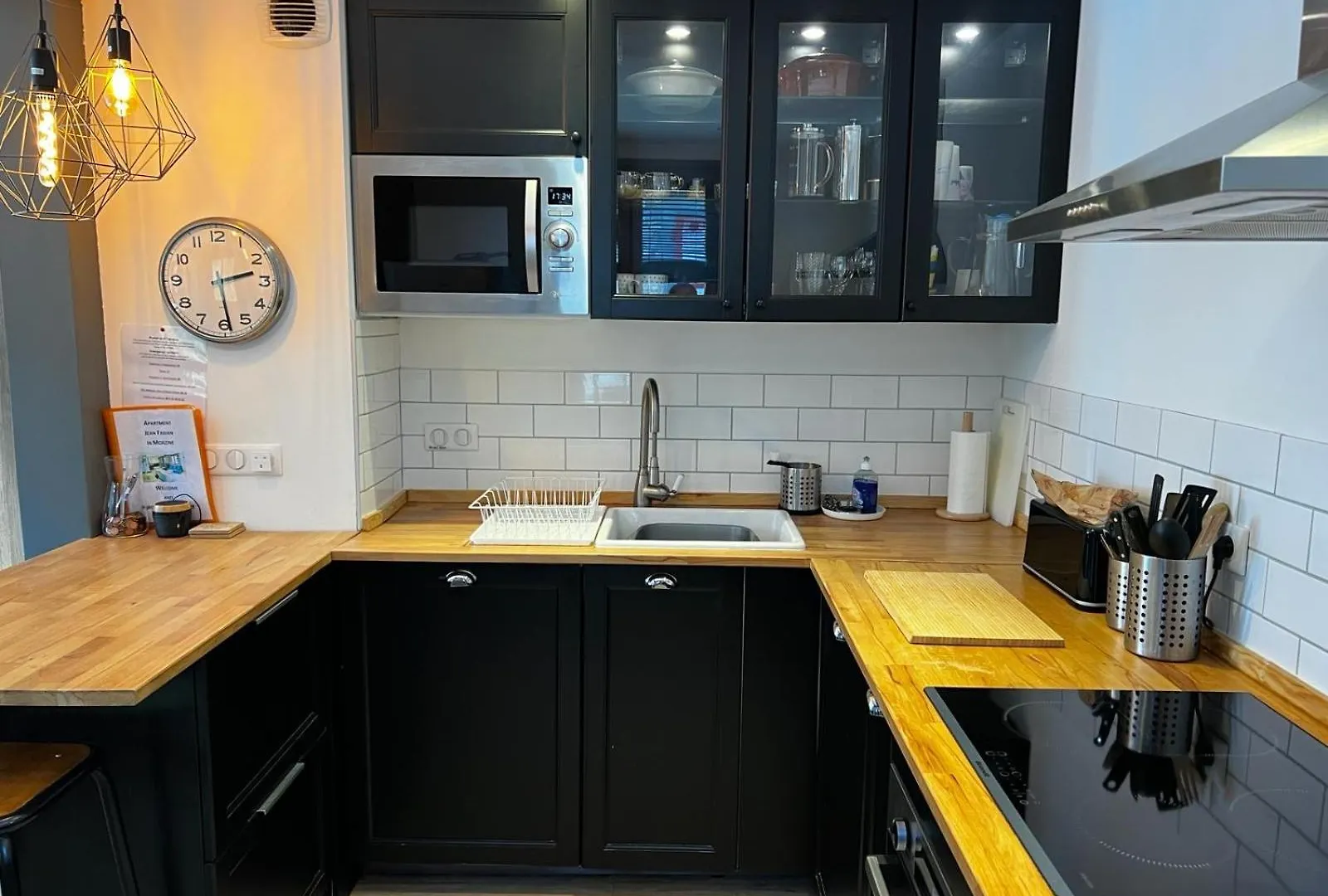 Lovely 2 Bed Apartment In Morzine With Garden 0*,